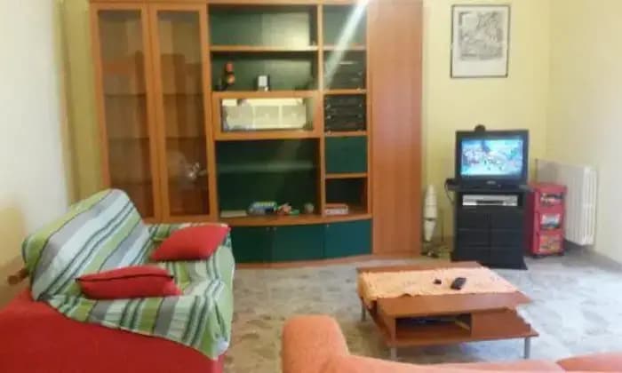 Rexer-Pescara-Luminoso-appartamento-mobiliato-Villa-Sabucchi-SALONE