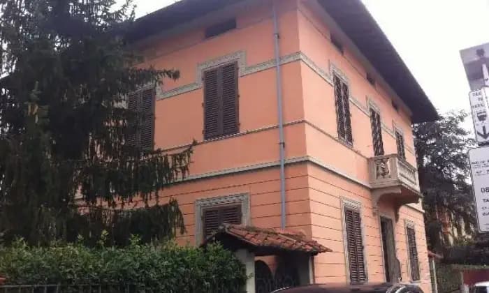 Rexer-Lucca-Affitto-di-Villa-in-via-giovanni-pascoli-ALTRO