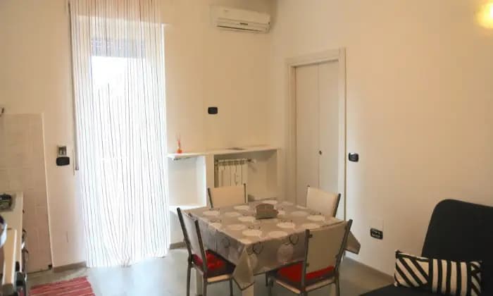 Rexer-Milano-Appartamento-di-fronte-Ospedale-San-Raffaele-SALONE