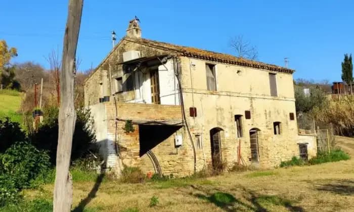 Rexer-Massignano-Casa-colonica-e-terreno-in-vendita-in-contrada-marezi-ALTRO