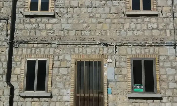 Rexer-Castel-del-Giudice-VILLETTA-INDIPENDENTE-ALTRO