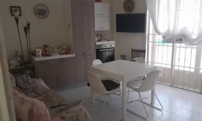 Rexer-Salerno-Appartamento-in-Via-Giovanni-Negri-a-Salerno-in-Vendita-CUCINA