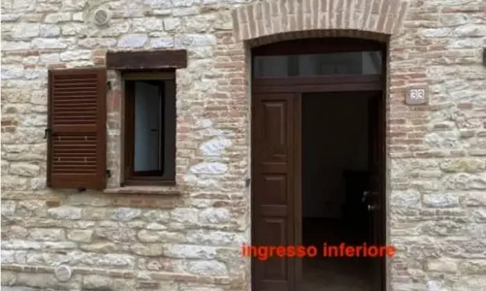 Rexer-Fabriano-Appartamento-su-due-piani-in-vendita-in-via-Moscano-a-Fabriano-ALTRO