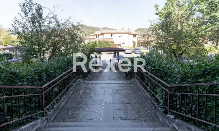 Rexer-Borgo-Val-di-Taro-Ampio-trilocale-con-terrazzo-e-garage-a-Borgo-Val-di-Taro-ALTRO