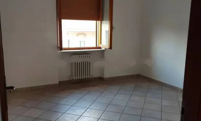 Rexer-Tortona-Vendesi-appartamento-in-via-Franceschino-da-Baxilio-a-Tortona-AL-ALTRO