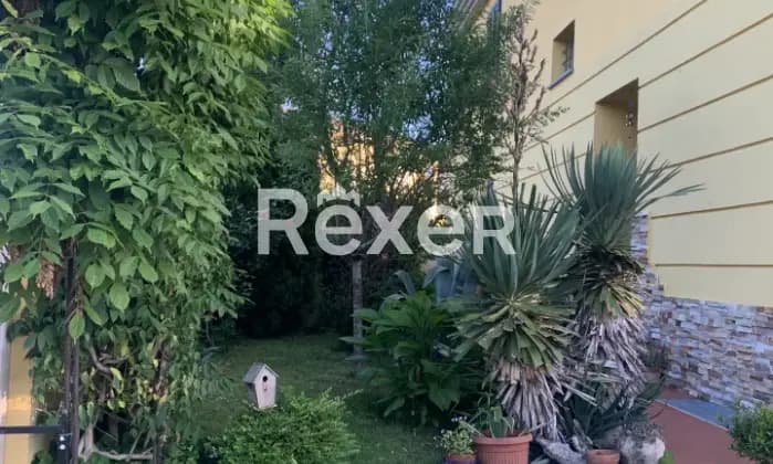 Rexer-Porcari-Villa-Bifamiliare-GIARDINO
