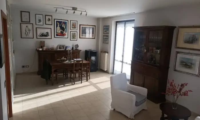 Rexer-Staffolo-Appartamento-in-villa-via-Panoramica-Staffolo-SALONE