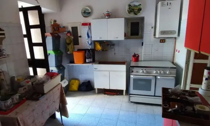 Rexer-Moricone-Appartamento-Su-Due-Piani-In-Via-Vittorio-Veneto-Cucina