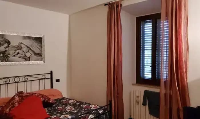 Rexer-Ascoli-Piceno-Vendesi-Appartamento-a-Mozzano-Ascoli-piceno-CameraDaLetto