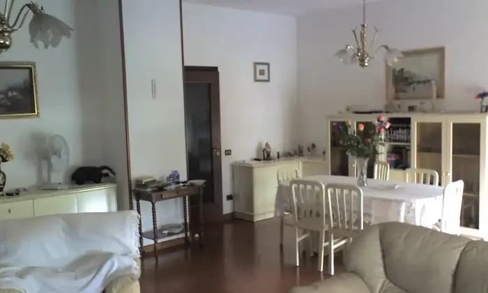 Rexer-Avellino-Appartamento-in-Vendita-in-Via-Giovanni-Battista-Avellino-AV-Salone