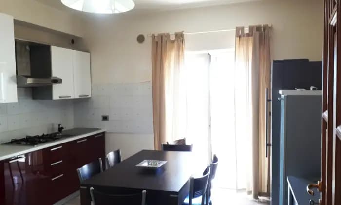 Rexer-Scalea-Appartamento-panoramico-centrale-Cucina
