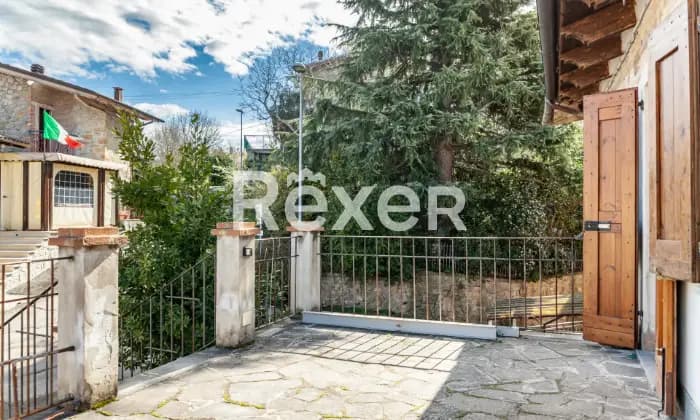 Rexer-Grizzana-Morandi-Grazioso-appartamento-cieloterra-su-tre-livelli-in-antico-edificio-ALTRO