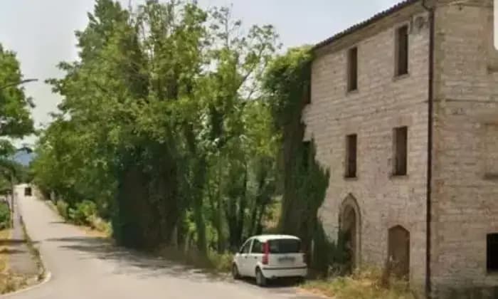 Rexer-Sassoferrato-Immobile-da-ristrutturare-Giardino