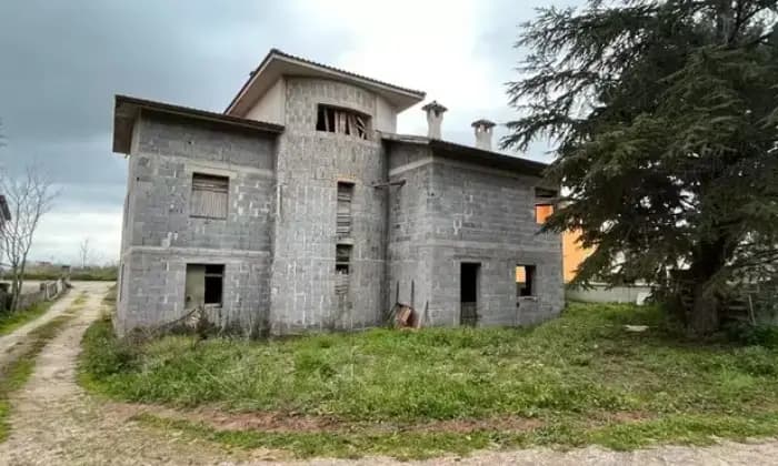 Rexer-Ittireddu-Vendesi-rustico-fabbricato-residenziale-in-Ittireddu-SS-Facciata