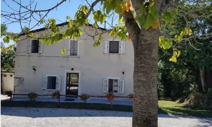 Rexer-Sassoferrato-Apartamento-trilocale-in-vendita-a-Sassoferrato-AN-Terrazzo