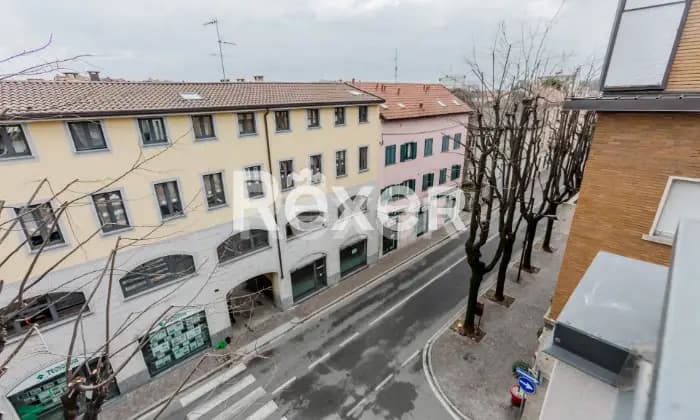 Rexer-Seveso-Incantevole-Appartamento-al-Terzo-Piano-in-Corso-Guglielmo-Marconi-Seveso-ALTRO