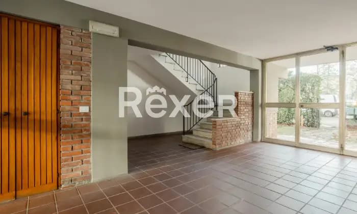 Rexer-Lucca-Lucca-ampio-e-luminoso-appartamento-in-zona-signorile-ALTRO