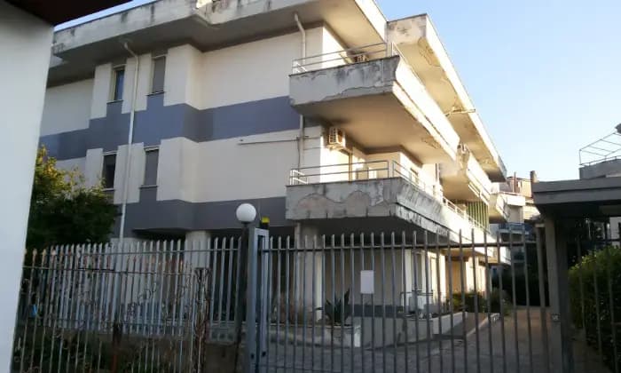 Rexer-Telese-Terme-Appartamento-centrale-in-vendita-in-via-Salerno-a-Telese-Terme-Terrazzo