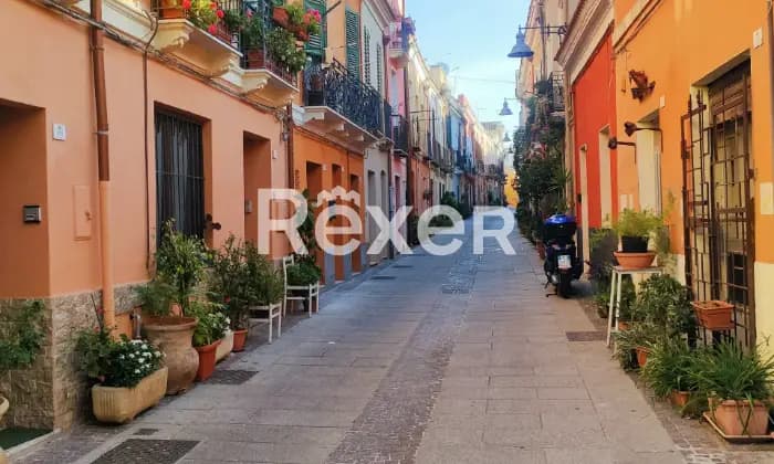 Rexer-Cagliari-Ristrutturato-e-gi-arredato-centro-storico-Villanova-Terrazzo