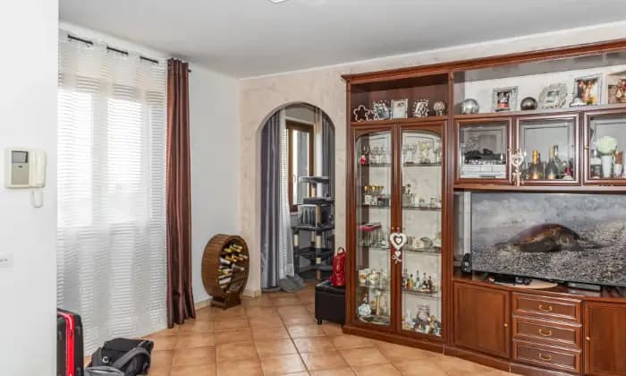 Rexer-Montecastrilli-Appartamento-in-vendita-in-via-Amerina-a-Casteltodino-Montecastrilli-affittata-sino-a-giugno-SALONE