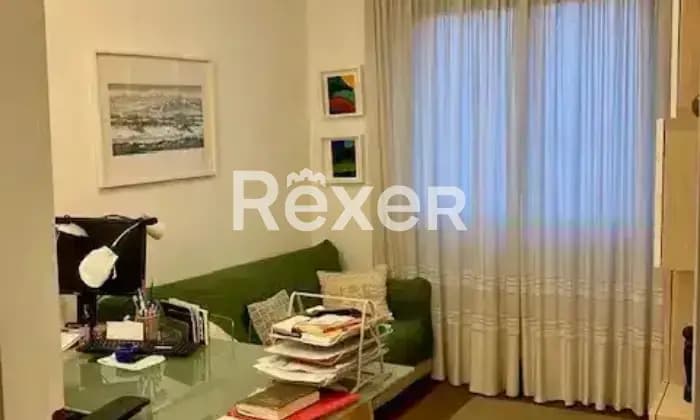 Rexer-Settimo-Milanese-Vendesi-panoramico-e-luminoso-appartamento-con-bagni-CameraDaLetto