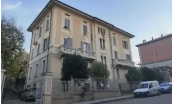 Rexer-Fornovo-di-Taro-Appartamento-Quadrilocale-in-vendita-in-via-Vittorio-Veneto-Fornovo-di-Taro-piano-terra-rialzato-Terrazzo