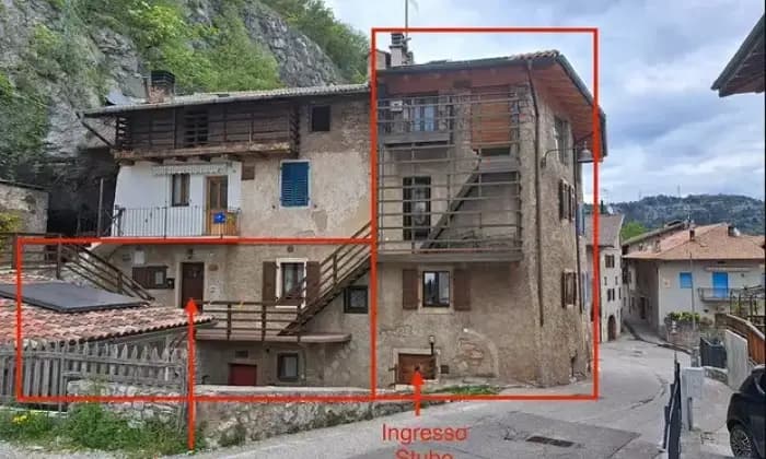 Rexer-Vallelaghi-Appartamento-in-vendita-in-via-Villa-Bassa-a-Vallelaghi-Terrazzo
