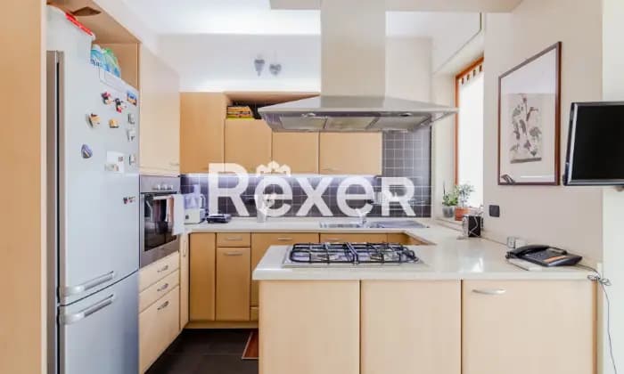 Rexer-Milano-Maggiolina-Zara-Appartamento-di-cinque-locali-completamente-ristrutturato-Cucina