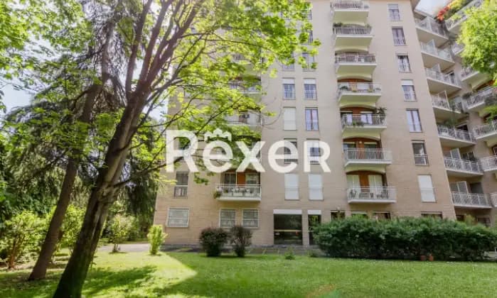 Rexer-Milano-Maggiolina-Zara-Appartamento-di-cinque-locali-completamente-ristrutturato-Giardino