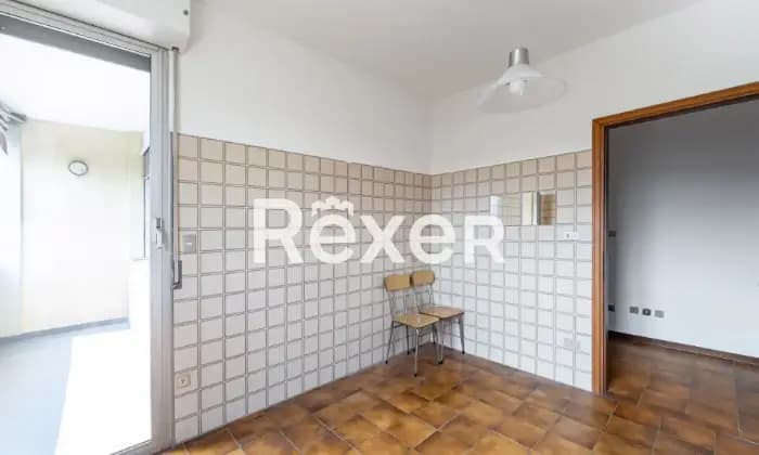 Rexer-Bologna-Appartamento-di-mq-con-due-camere-e-due-bagni-Altro