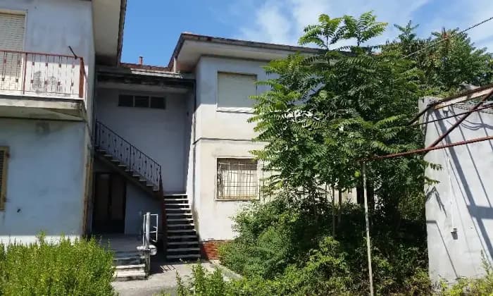 Rexer-Seravezza-Ottimo-affare-villa-mq-da-ristrutturare-ALTRO