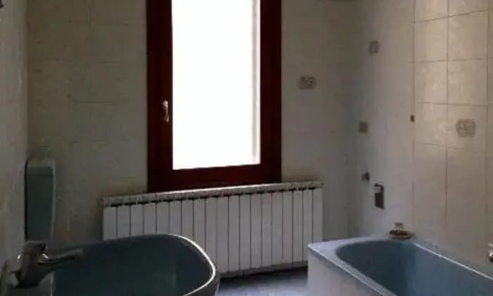 Rexer-Adria-Appartamento-in-affitto-Bagno