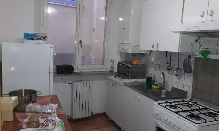 Rexer-Ancona-Appartamento-in-centro-storico-CUCINA