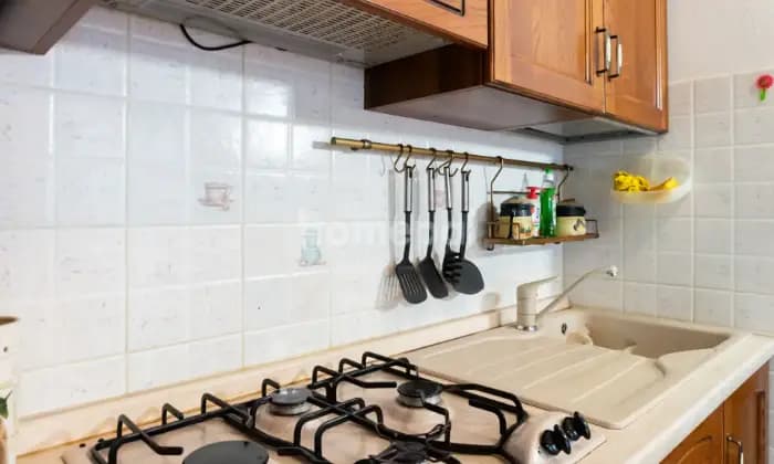 Rexer-Badesi-BILOCALE-CON-TERRAZZO-E-GRANDE-GARAGE-CUCINA