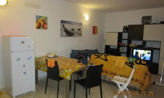 Rexer-Santa-Teresa-Gallura-Bilocale-arredato-posti-letto-CUCINA