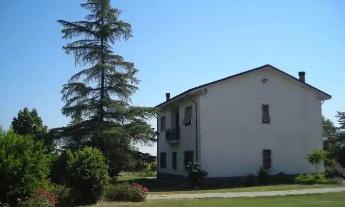 Rexer-Gamalero-Casa-indipendente-con-giardino-e-capannone-ALTRO