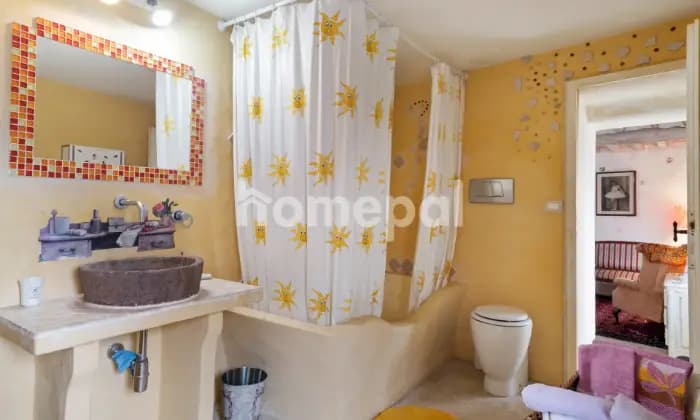 Rexer-Massarosa-AFFASCINANTE-CASA-CON-DEPENDANCE-BAGNO