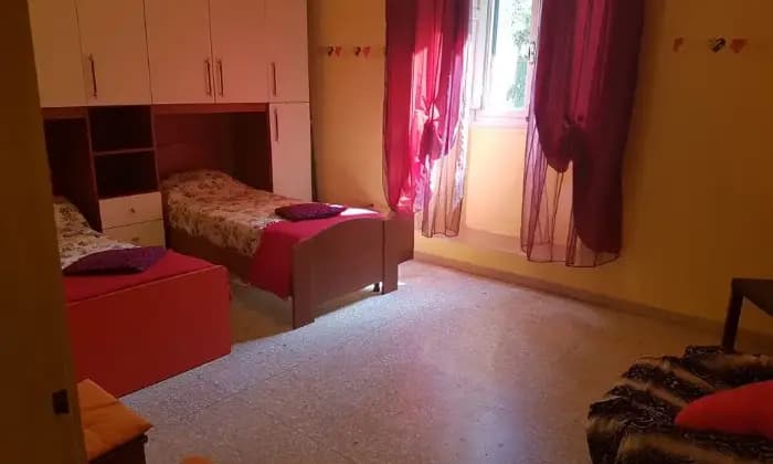 Rexer-Firenze-Firenze-centro-posto-letto-in-camera-doppia-CAMERA-DA-LETTO