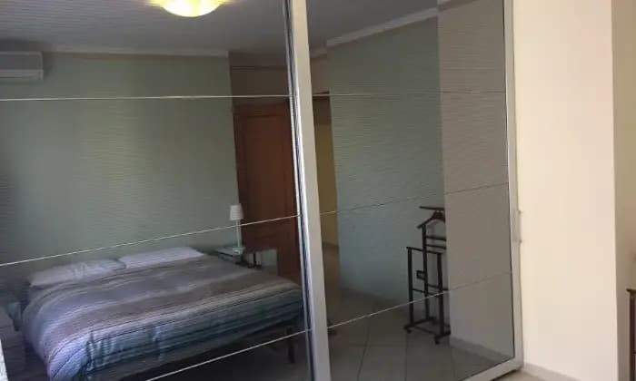 Rexer-Tivoli-Appartamento-luminoso-in-condominio-tranquillo-ben-collegato-e-servito-CAMERA-DA-LETTO