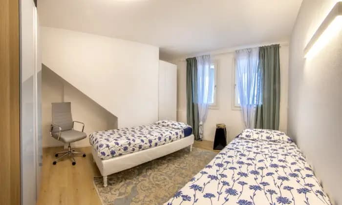 Rexer-Venezia-Affittasi-stanze-in-appartamento-nuovo-di-mq-CAMERA-DA-LETTO