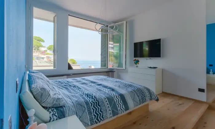 Rexer-Arenzano-Grande-appartamento-sul-mare-CAMERA-DA-LETTO