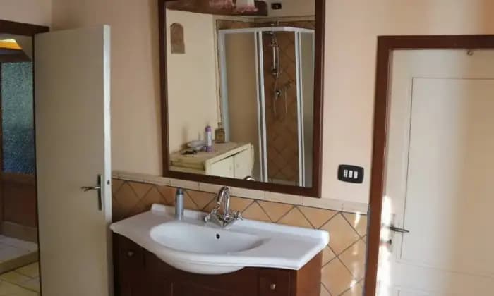 Rexer-Pescia-CASA-INDIPENDENTE-IN-BORGO-MEDIOEVALE-BAGNO