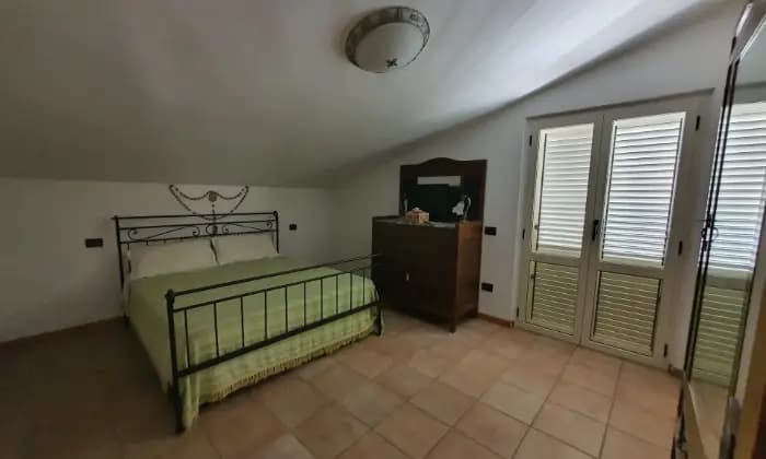 Rexer-Alba-Adriatica-Appartamento-mansardato-CAMERA-DA-LETTO