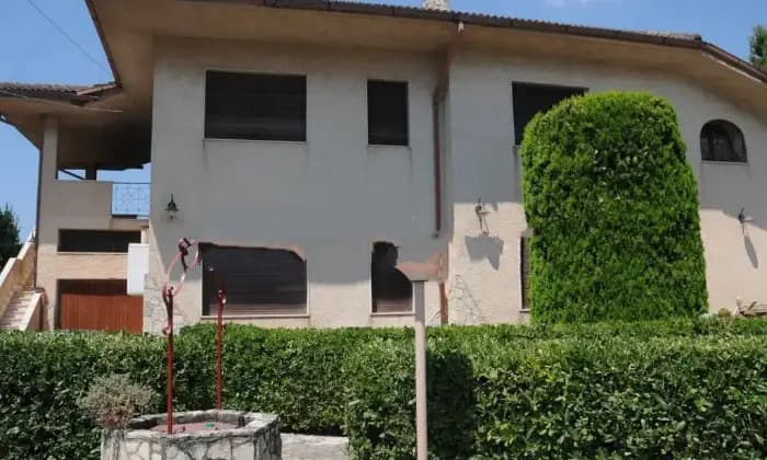 Rexer-Pulsano-Vendesi-villa-in-Via-Vittorio-Emanuele-a-Pulsano-TA-ALTRO