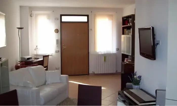 Rexer-Rapolano-Terme-Appartamento-luminoso-indipendente-SALONE