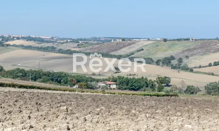 Rexer-Guglionesi-Villa-indipendente-dotata-di-ogni-comfort-vicino-Termoli-CB-ESTERNO
