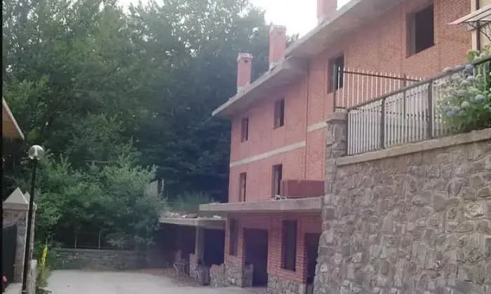 Rexer-Santo-Stefano-in-Aspromonte-Vendesi-villette-in-Via-Aspromonte-Localit-GAMBARIE-RC-ALTRO