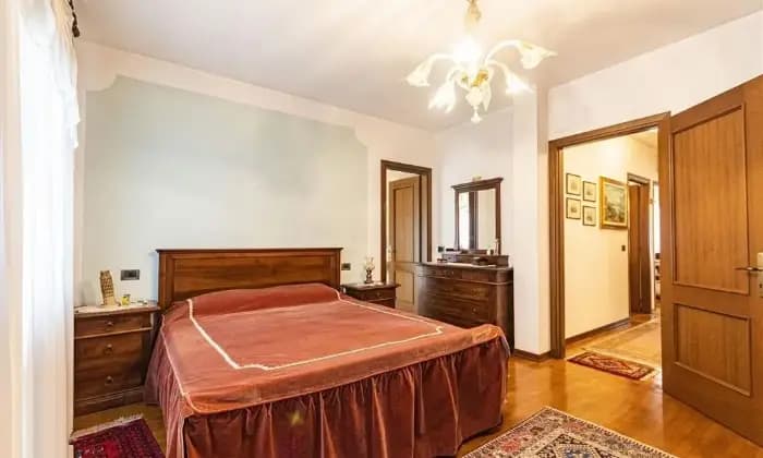 Rexer-Venezia-Villa-in-vendita-in-via-J-Maritain-a-San-Stino-di-Livenza-CAMERA-DA-LETTO