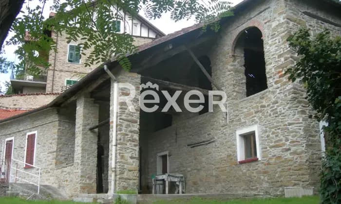 Rexer-Melazzo-RUSTICO-nel-centro-nei-pressi-del-Castello-Gandolfi-SALONE