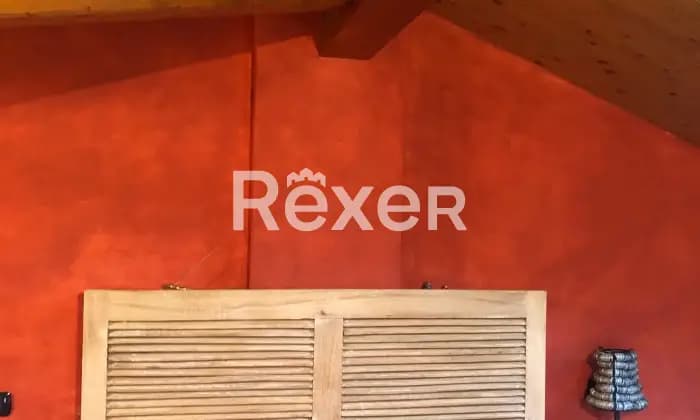 Rexer-Menaggio-Appartamento-in-Residence-con-piscina-e-vista-lago-CAMERA-DA-LETTO